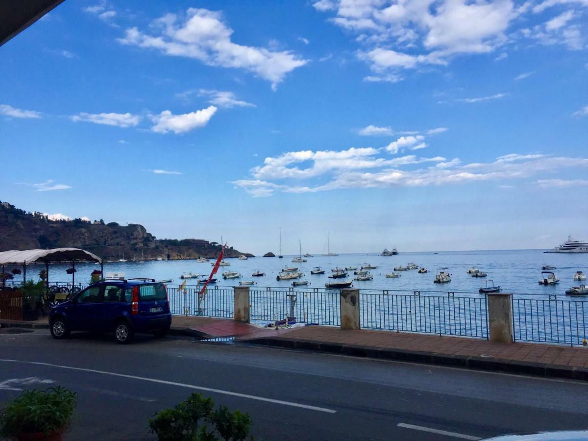 Taormina Holidays ジャルディーニ・ナクソス エクステリア 写真